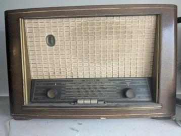 novak radio  , buizenradio  werkend  beschikbaar voor biedingen