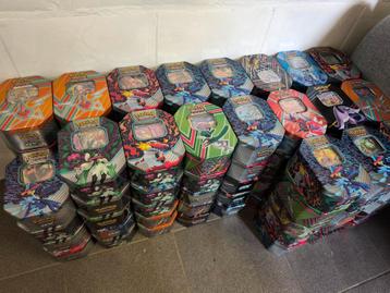 Doosjes met 350 Pokémon kaarten (2 EX/V), Enlèvement ou Envoi, Comme neuf, Plusieurs cartes, Foil