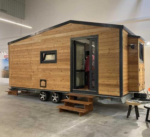Tiny house neuve entièrement équipée, Caravanes & Camping, Caravanes, Particulier, jusqu'à 4, 2000 kg et plus, Autre, 2 lits séparés