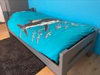 Eenpersoonsbed 90 cm x 200 cm in massief grenen antraciet, Ophalen, Zo goed als nieuw