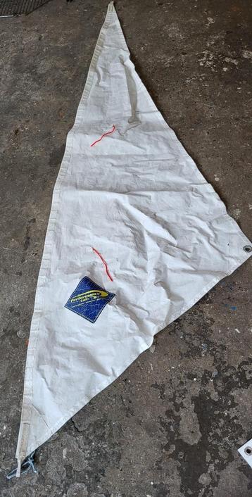 Fok 2.55 x 1.95 x 1.10 m Performance sail disponible aux enchères