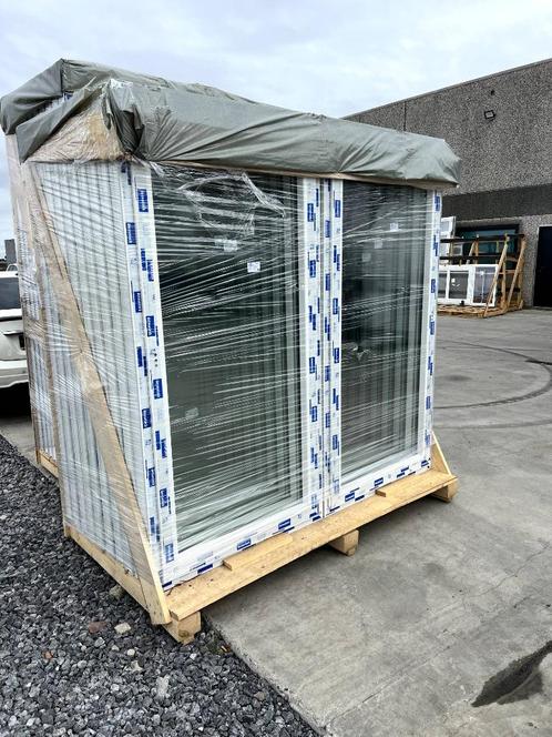 Opruiming - PVC raamkozijnen tegen lage prijzen, Doe-het-zelf en Bouw, Glas en Ramen, Nieuw, Gevelraam of Ruit, Dubbelglas, Ophalen of Verzenden