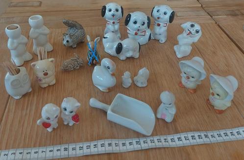 Figurines animal blanc dont set chien Art Deco, Collections, Statues & Figurines, Utilisé, Animal, Enlèvement ou Envoi