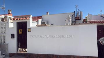 REF.4561 Charmant bungalow rénové à Torreta III – Torrevieja beschikbaar voor biedingen