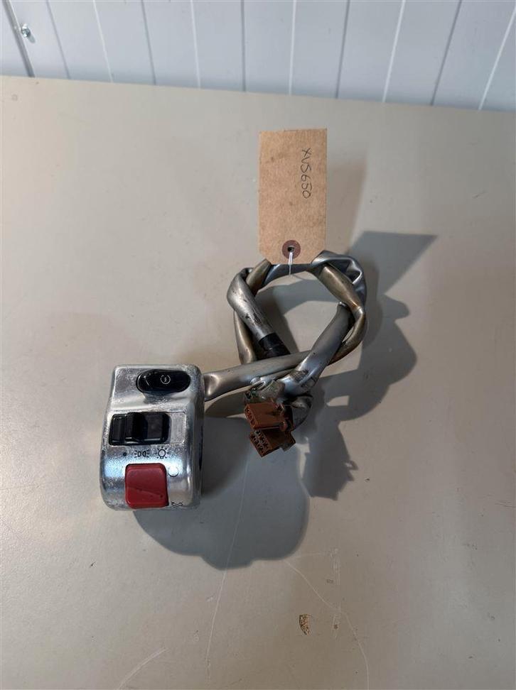 Yamaha XVS650 Dragstar Rechter Stuur Schakelaar 1997-2007, Motoren, Accessoires | Overige, Zo goed als nieuw, Ophalen of Verzenden