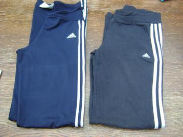 2 pantalons Adidas en taille 152