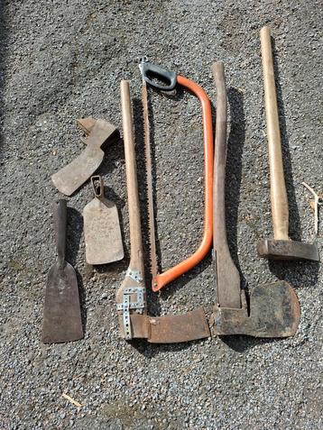 Vieux outils beschikbaar voor biedingen