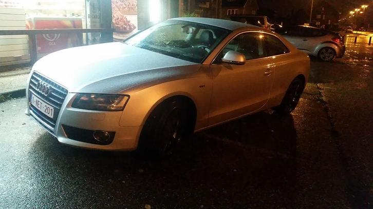Audi A5, Auto's, Audi, Particulier, A5, Diesel, Euro 5, Coupé, 2 deurs, Automaat, Zilver of Grijs, Zwart, Leder, Onderhoudsboekje