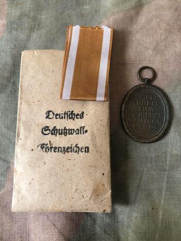 WW2 Deutsches Schutzwall medaille beschikbaar voor biedingen