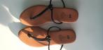 Slippers H&m mt 38, Vêtements | Femmes, Chaussures, Enlèvement ou Envoi, Comme neuf, Sandales de bain