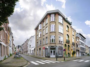 Opbrengsteigendom te koop in Gent, 4 slpks beschikbaar voor biedingen