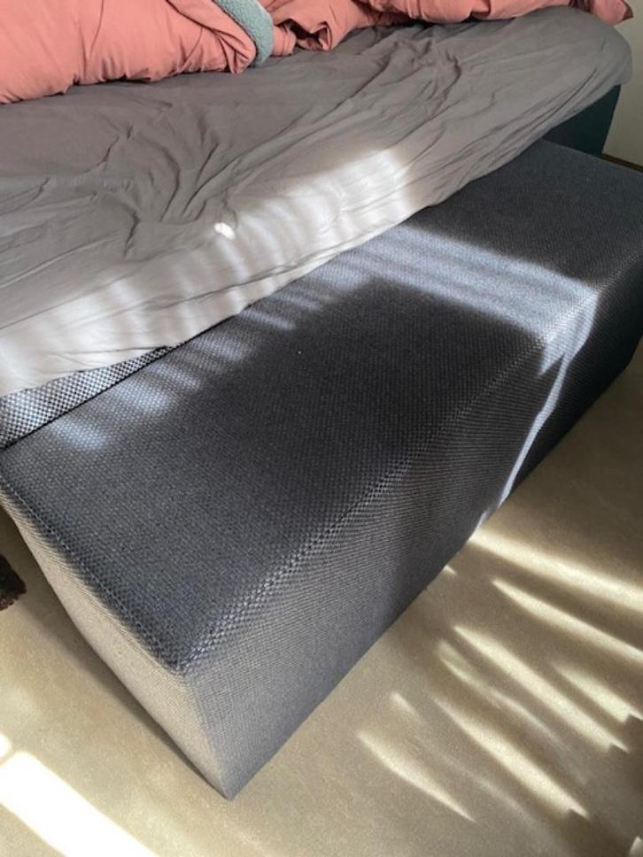 Zitbank - poef - hocker - voetenbank, Huis en Inrichting, Zetels | Voetbanken en poefs, Zo goed als nieuw, 50 tot 75 cm, 125 cm of meer