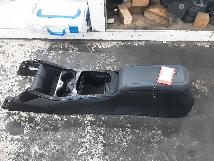 MIDDENCONSOLE BMW 1 serie (F40) (01-2019/-) (MK8364442), Auto-onderdelen, Interieur en Bekleding, BMW, Gebruikt