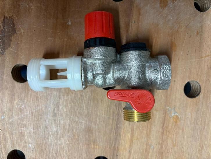 Veiligheidsgroep voor waterverwarmers met 7 bar — nieuw, Doe-het-zelf en Bouw, Chauffageketels en Boilers, Nieuw, Ophalen