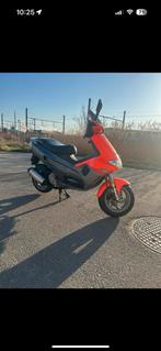 Ik ben opzoek naar een runner blok 125cc dd, Vélos & Vélomoteurs, Scooters | Yamaha, Enlèvement, Comme neuf