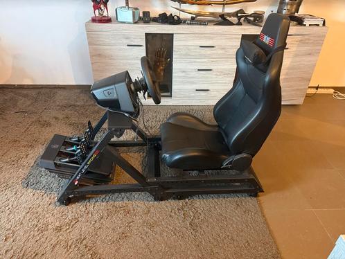 Logitech G PRO Racing Wheel - PlayStation and PC, Games en Spelcomputers, Spelcomputers | Overige Accessoires, Zo goed als nieuw