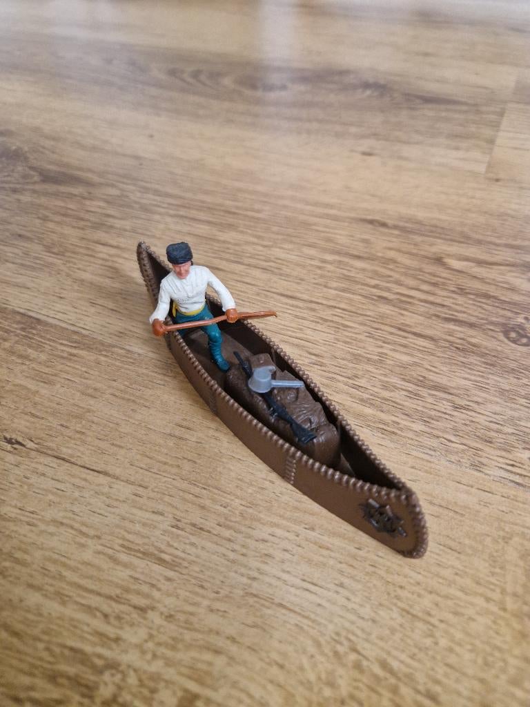 Timpo speelgoedsoldaten trapper in kano, Hobby & Loisirs créatifs, Modélisme | Figurines & Dioramas, Enlèvement ou Envoi, Comme neuf