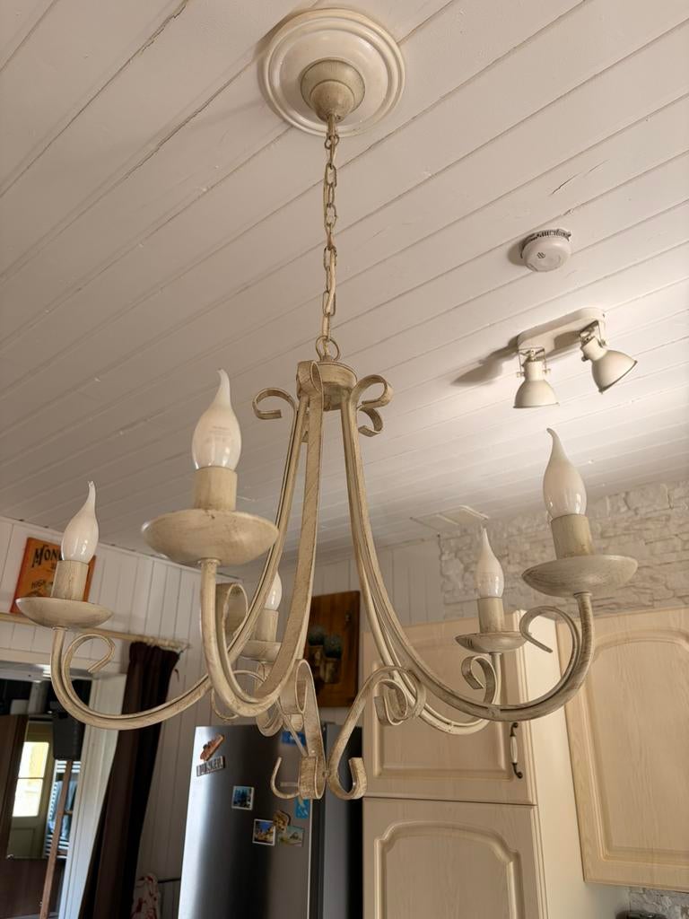 2 lusters te koop, Ophalen, Zo goed als nieuw