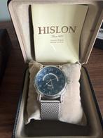 Hislon "1928" Classic Horloge Blauwe Guilloché Wijzerplaat, Handtassen en Accessoires, Horloges | Heren, Ophalen of Verzenden