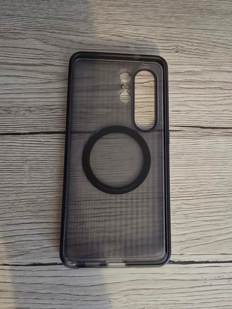 Coque S26 Ultra, Télécoms