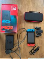 Nintendo Switch + draaghoes, Games en Spelcomputers, Spelcomputers | Nintendo Switch, Ophalen of Verzenden, Gebruikt, Met 1 controller