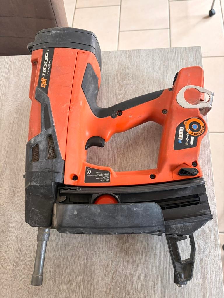 Spit pulsa 800P in uitstekende staat  met 2 batterijen, Ophalen, Gebruikt