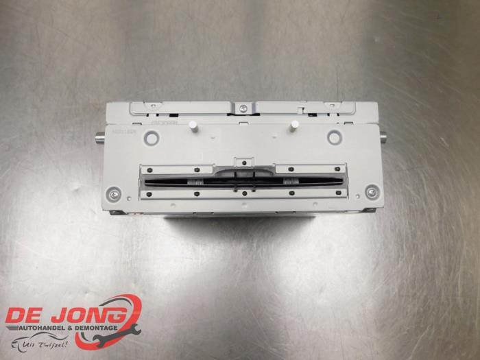 Système navigation d'un Mercedes C-Klasse, Autos : Pièces & Accessoires, Électronique & Câbles, Mercedes-Benz, Utilisé, 3 mois de garantie