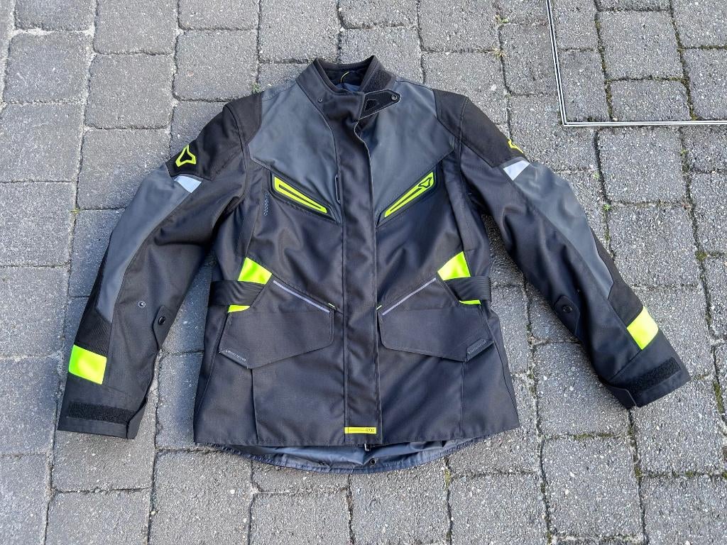 Veste de moto pour femme - Marque Macna, Motos, Vêtements | Vêtements de moto, Manteau | tissu, Femmes, Enlèvement, Neuf, sans ticket