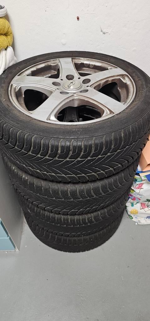 4 pneus hiver Supremo 205 50 R16, Enlèvement, Utilisé