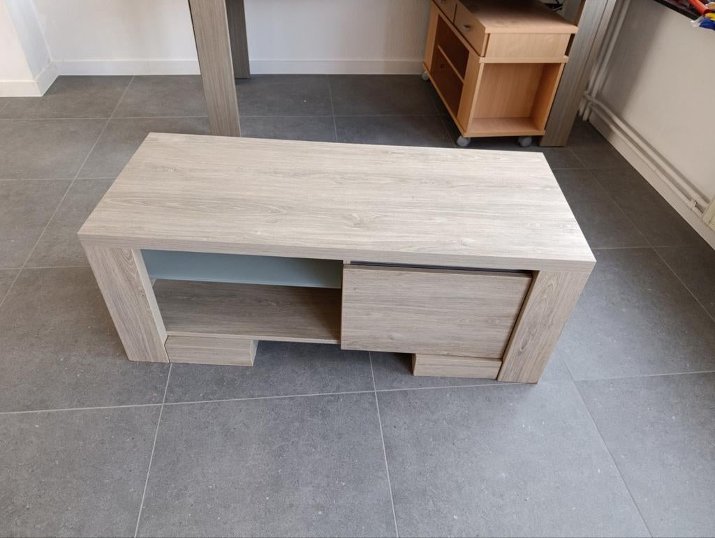 Set van eettafel, salontafel en tv meubel, Ophalen