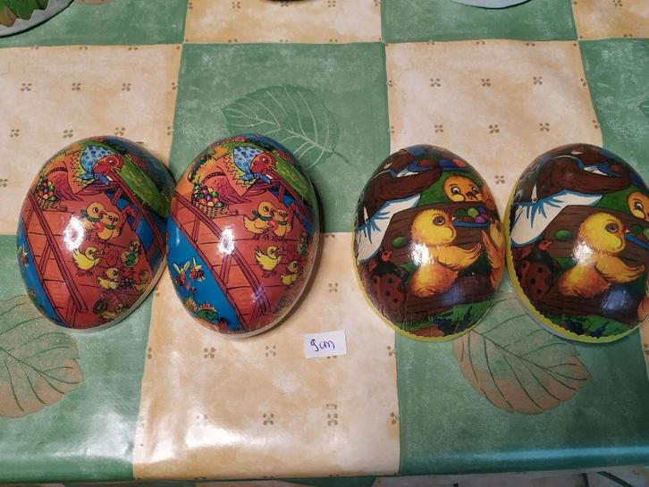 vintage papier marché paaseieren 9cm hiervan 1 stuks nog, Divers, Pâques, Enlèvement ou Envoi