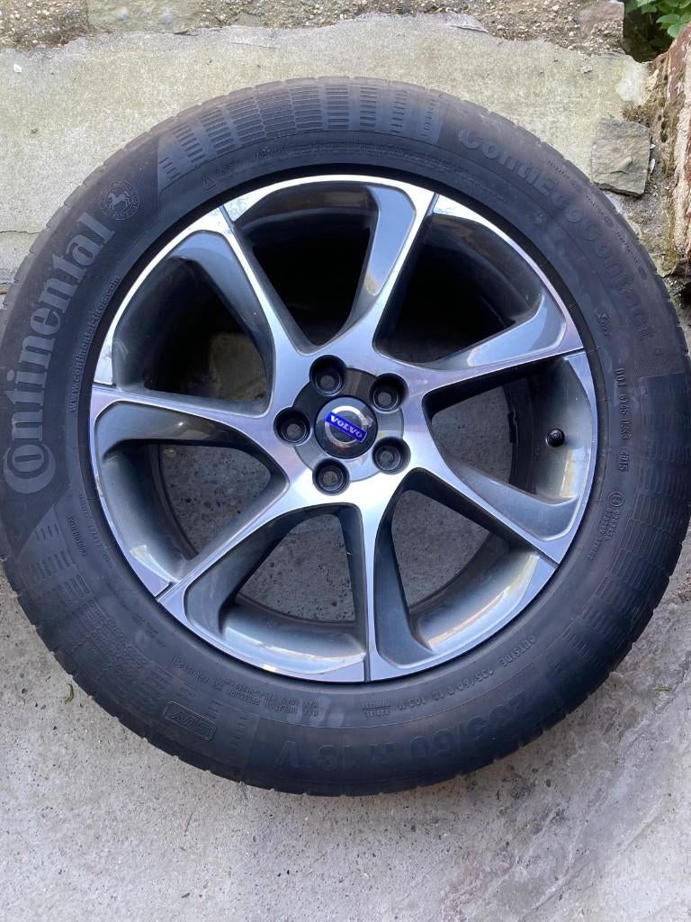 18 inch Volvo XC60 velgen (passen ook onder o.a. Ford Kuga), Auto-onderdelen, Banden en Velgen, Velg(en), Zomerbanden, 18 inch