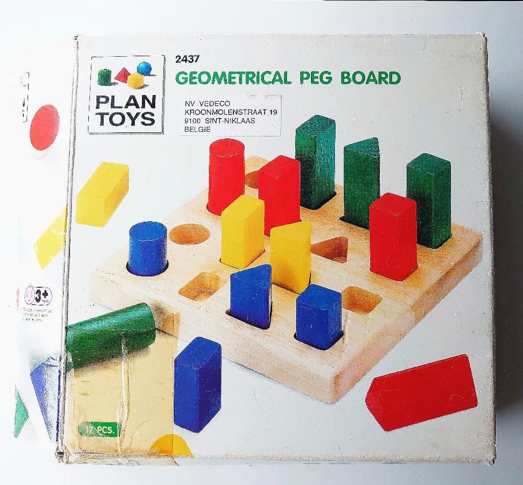 Plan Toys 2437 : geometrisch houten peg bord, Ophalen of Verzenden, Gebruikt, Overige typen