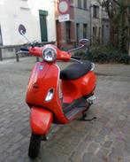 Mooi rood vespa LX 50, Ophalen, Benzine, Vespa