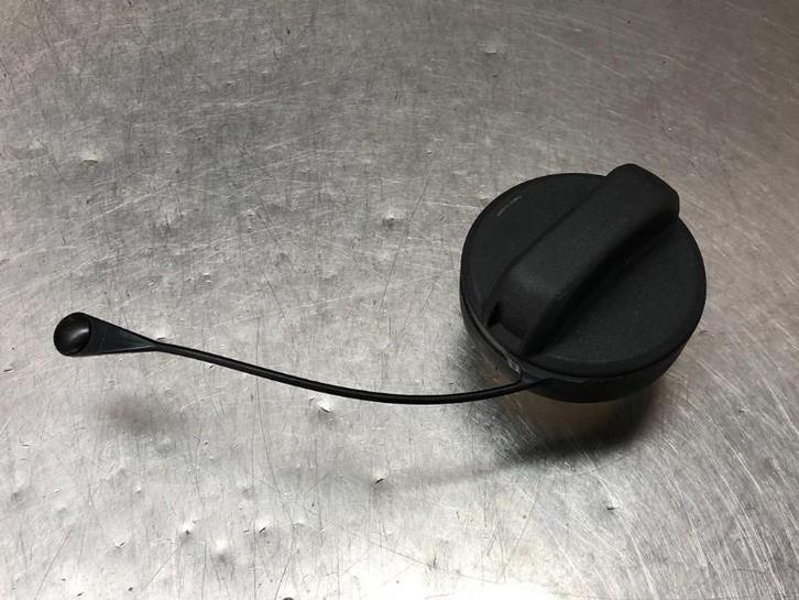 BOUCHON DE RESERVOIR Suzuki Celerio (LF) (01-2014/-), Autos : Pièces & Accessoires, Systèmes à carburant, Suzuki, Utilisé