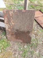 Diverse zware metalen deksels / afdekplaten - reliëfprofiel, Ophalen