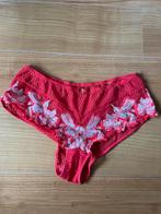 Mooie rode slip maat 42, Ophalen of Verzenden, Slip