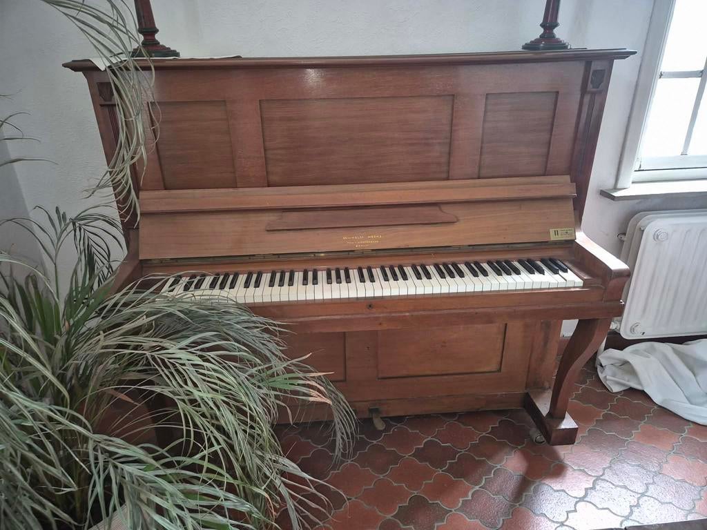 A donner, Muziek en Instrumenten, Piano's, Ophalen, Zo goed als nieuw