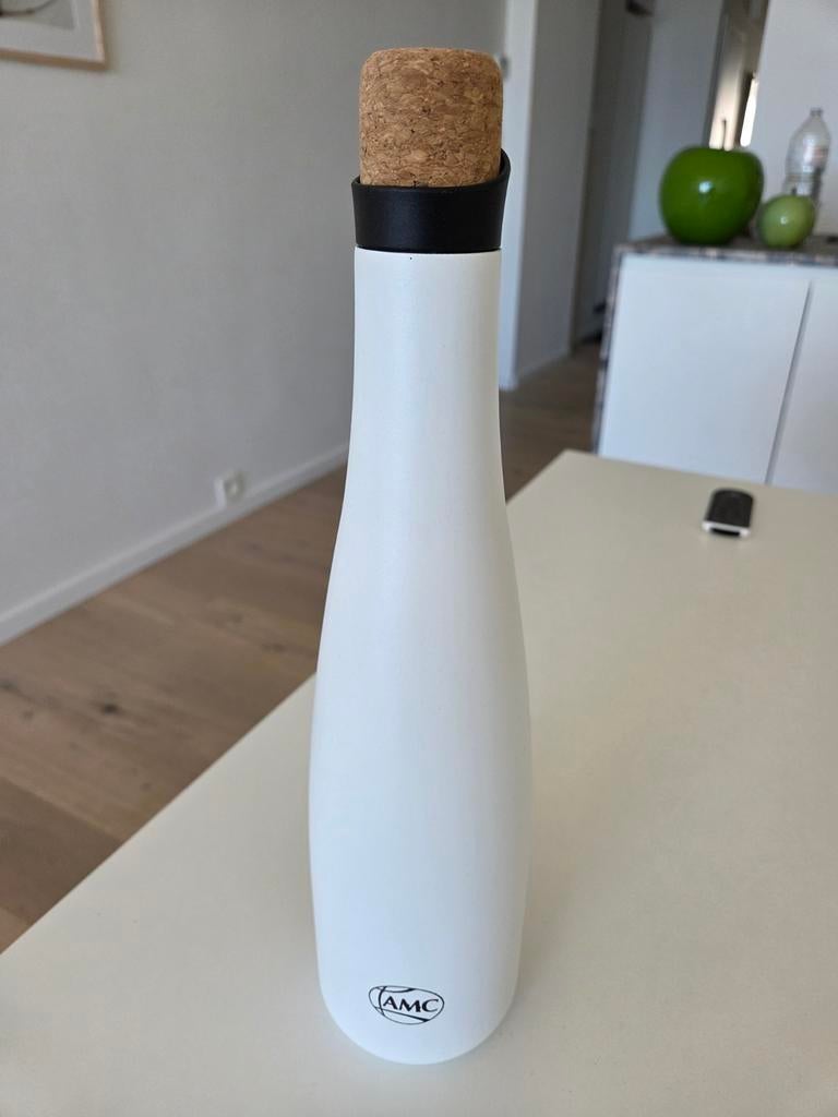 Bouteille isotherme/bouteille isotherme AMC — blanche avec c, Enlèvement ou Envoi, Neuf, Blanc, Autres marques