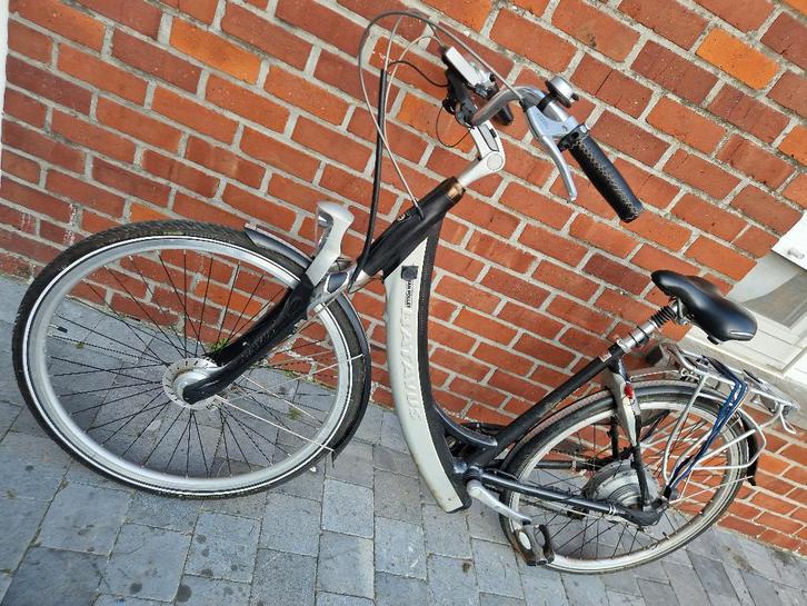 Elektrische fiets met lader, Vélos & Vélomoteurs, Vélos électriques, Batavus, Enlèvement