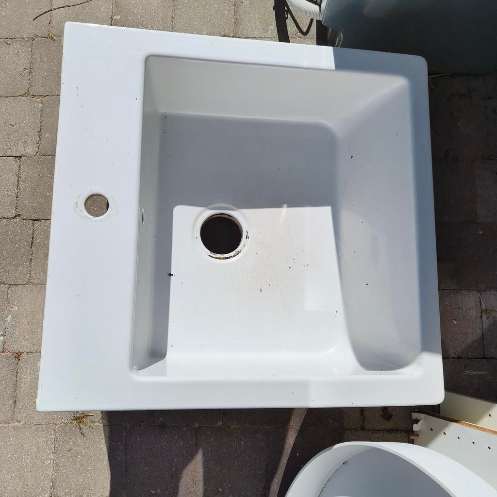 Grote spoelbak / Wasbak, Ophalen, Gebruikt, Wit, 50 tot 100 cm