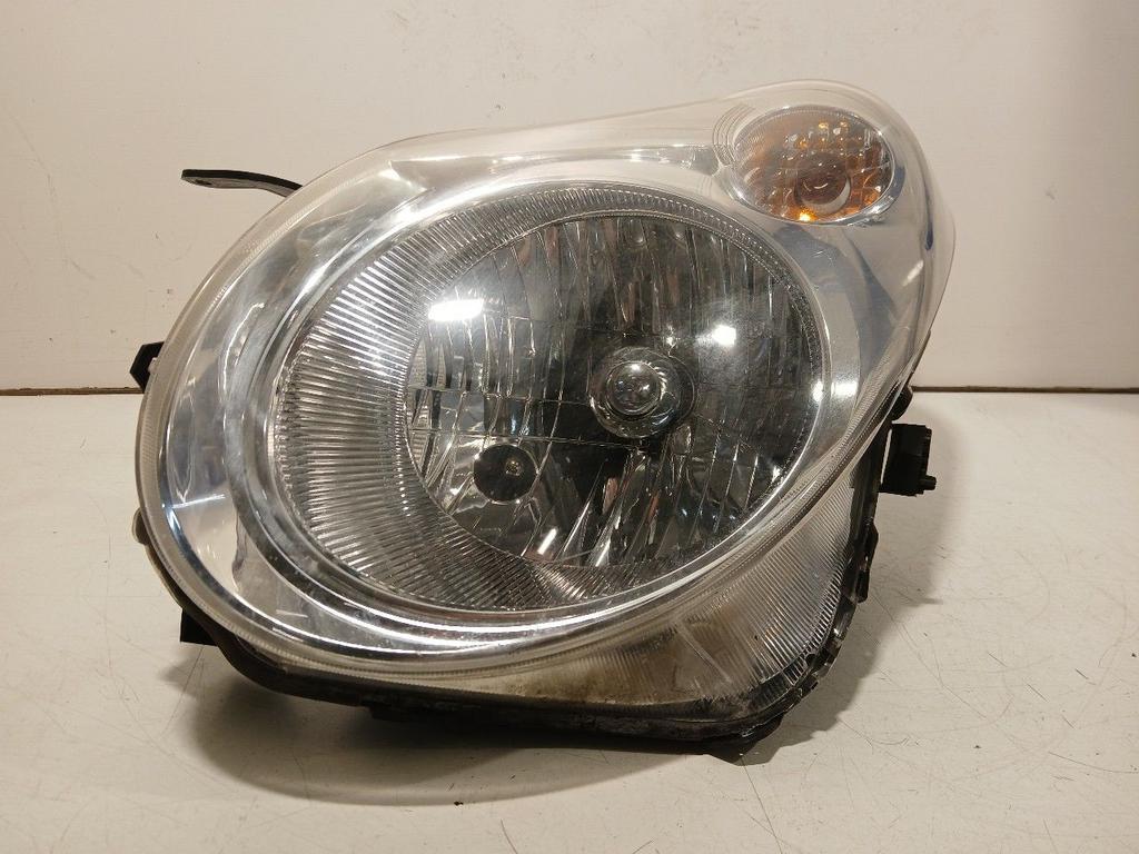 Koplamp links Suzuki Alto, Onderdelen@venauto.nl, Van der Ven Autorecycling B.V., Gebruikt, Ettenseweg 76, 4706 PB Roosendaal, The Netherlands