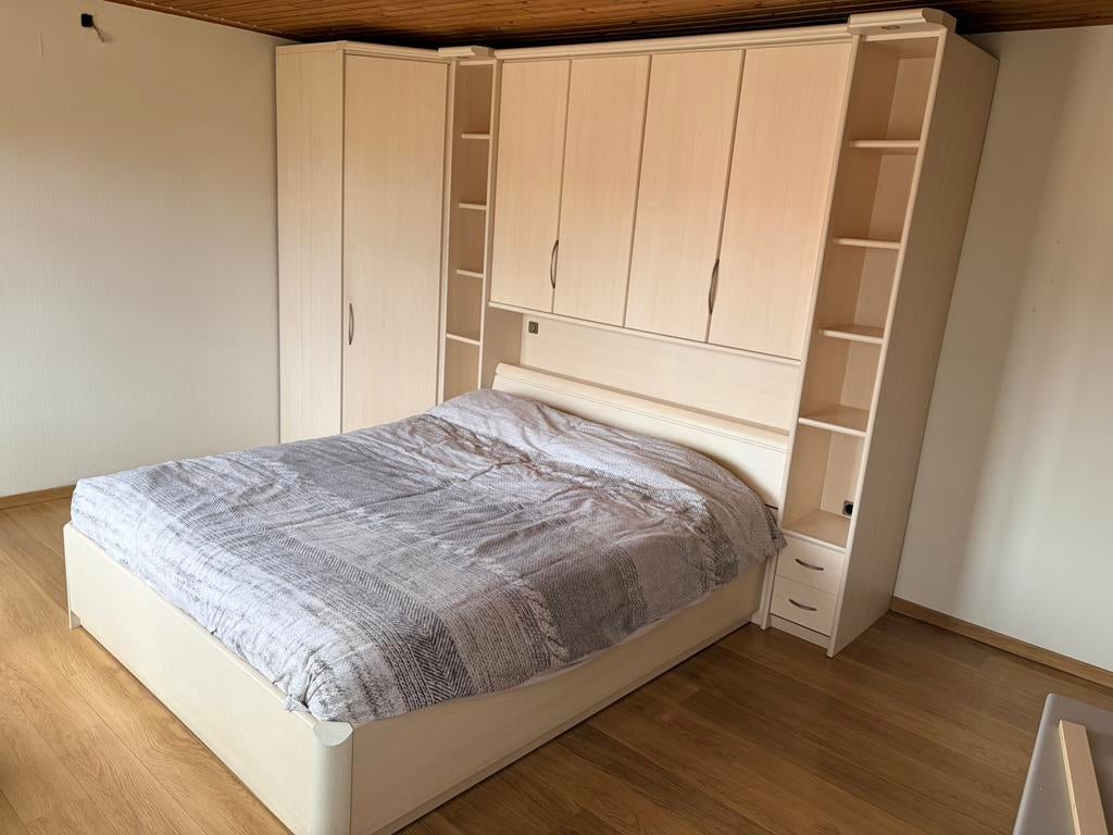 Slaapkamer met bovenbouw en hoekkast, Huis en Inrichting, Slaapkamer | Complete slaapkamers, Ophalen, Gebruikt