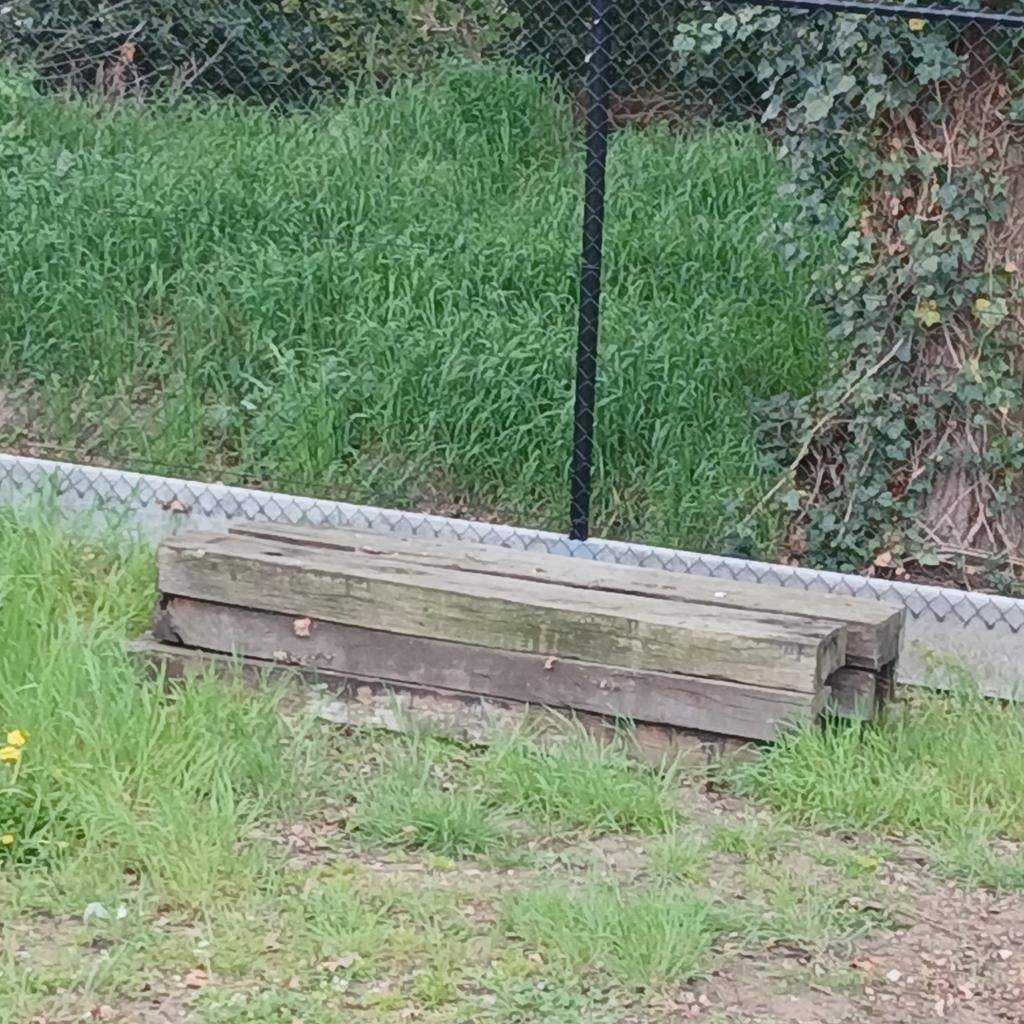 GRATIS HOUT, Enlèvement