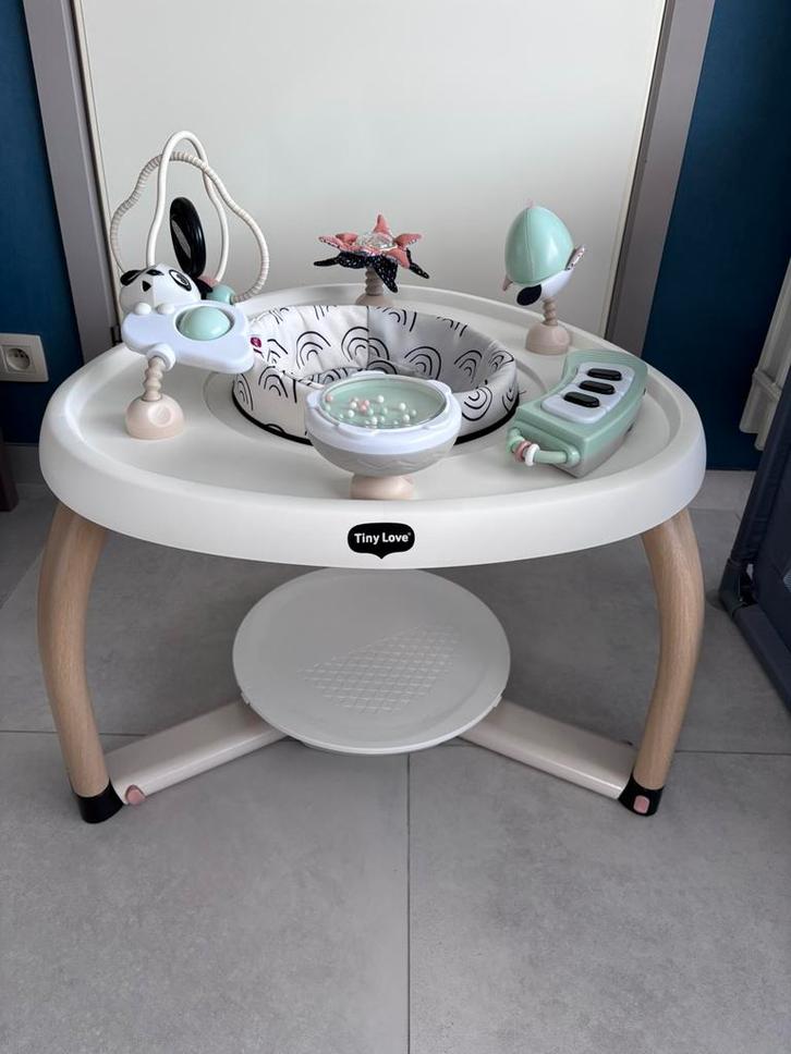 Speeltafel Tiny Love, Enfants & Bébés, Jouets | Tables de jeux, Comme neuf, Enlèvement
