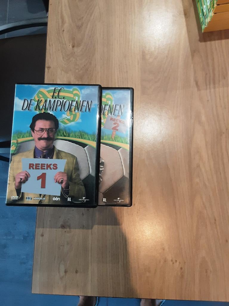 FC De Kampioenen - 21 seizoenen - volledige reeks, À partir de 12 ans, Enlèvement, Comme neuf, Comédie
