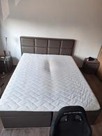 Boxspring met opbergruimte, Ophalen