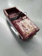 Oude Trapauto in metaal, Antiek en Kunst, Antiek | Speelgoed, Ophalen