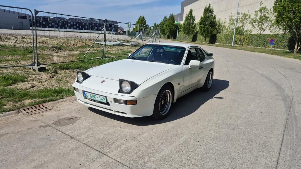Porsche 924 widebody / duo carbu weber / tip top inorde., Auto's, Porsche, Bedrijf, Handgeschakeld, 2000 cc, 3 deurs