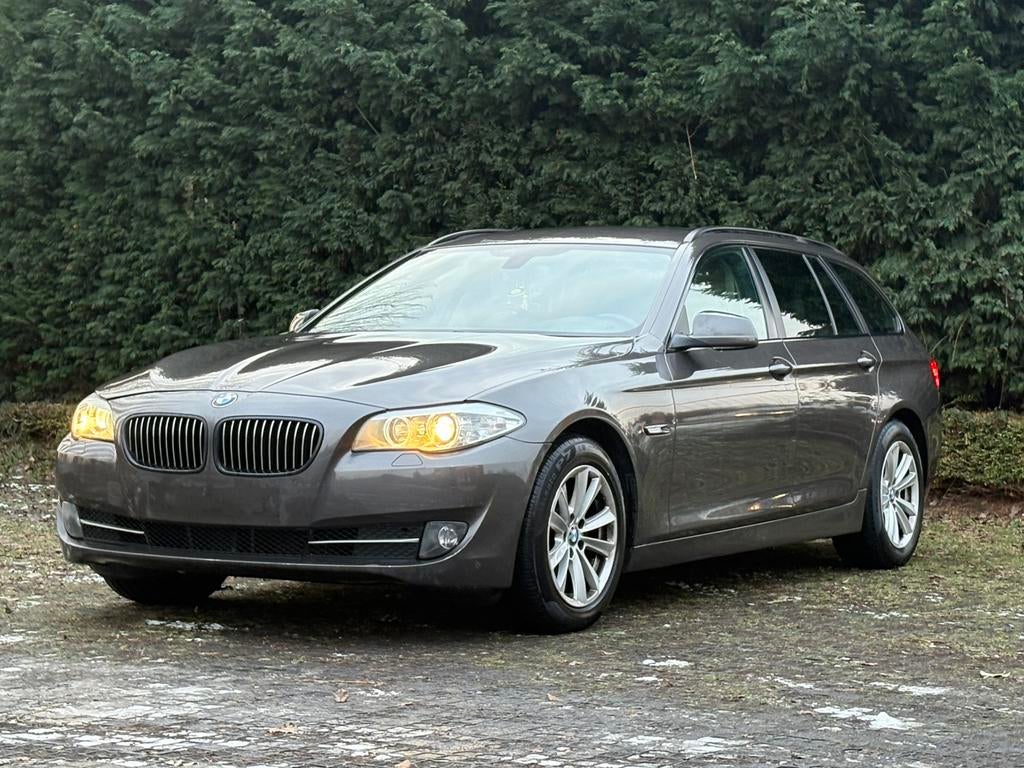 BMW 520d DIESEL,EURO 5 ,AUTOMAAT, FULL OPTION, Autos, BMW, Particulier, Série 5, ABS, Caméra de recul, Phares directionnels, Régulateur de distance